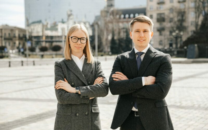 Avocati din Bucuresti: Experienta si Expertiza in Servicii Juridice de Calitate