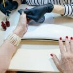 Cu ce nuanțe de oje semipermanente trebuie să îți echipezi salonul sezonul acesta?