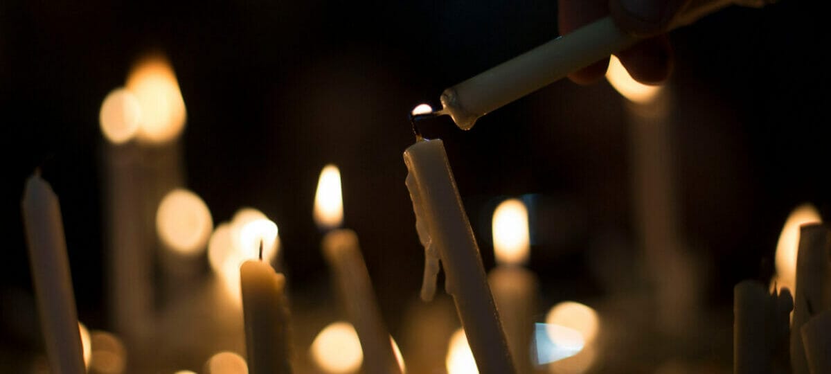 Ritualuri Funerare Slave: Tradiții Încărcate de Spiritualitate și Respect Față de Moarte