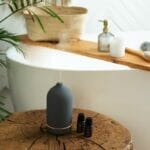 Transformă-ți Baia într-un Sanctuar al Relaxării: Top 4 pași Ușor de Urmat