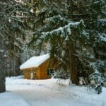 Cum să-ți construiești o casă de vacanță? 3 sfaturi utile