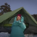 Vrei să pleci cu cortul în această toamnă? Iată ȘASE elemente pe care trebuie să le ai în vedere