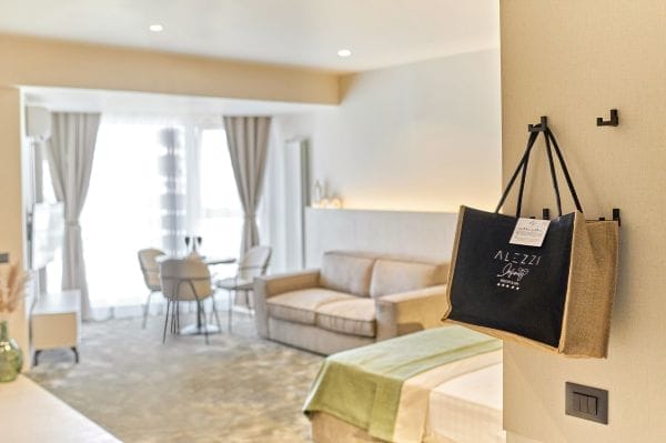 Închiriere apartamente Alezzi: o soluție confortabilă și accesibilă pentru vacanța ta la mare