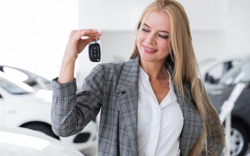 Conducerea în stilul tău: Top 5 aspecte de luat în considerare la alegerea dintre cutia automată și cutia manuală pentru automobilul tău nou