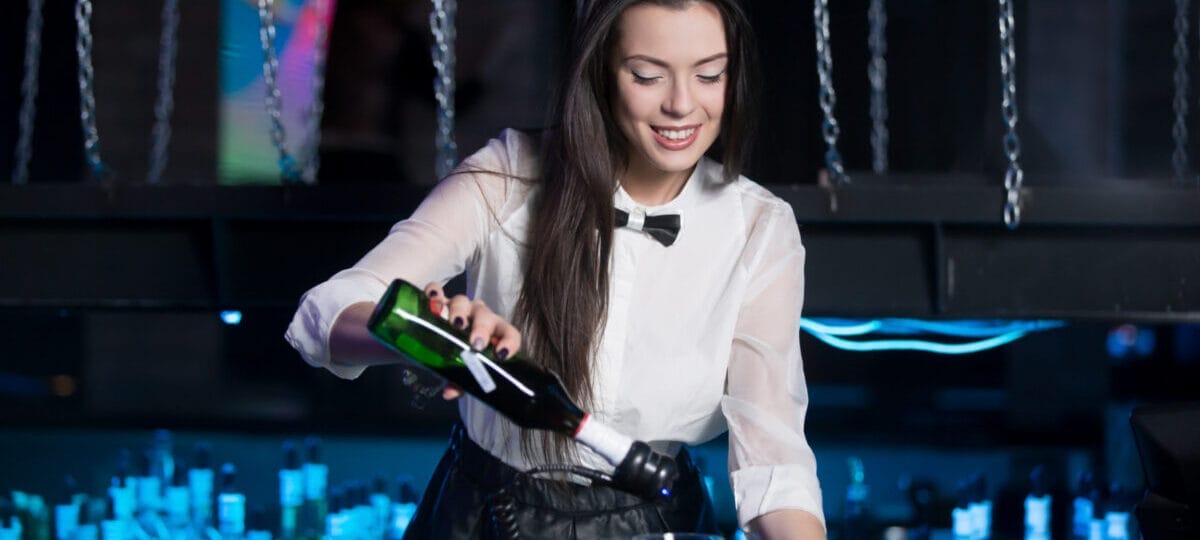 Cum poți alege corect alcoolul pentru petreceri?
