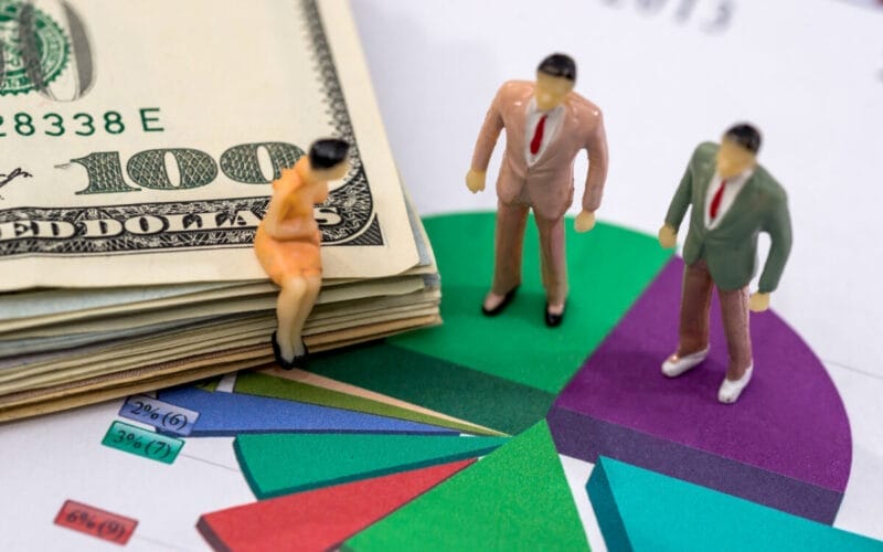 Beneficiile și Motivele pentru Care Să Apelezi la Un Credit de Nevoi Personale
