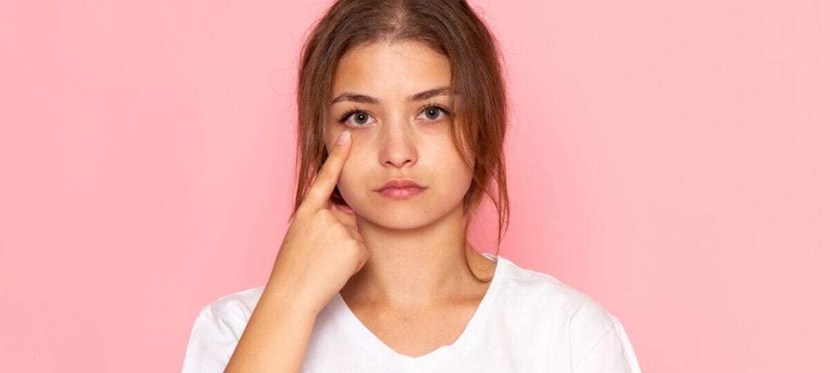 Cine nu poate face blefaroplastie?