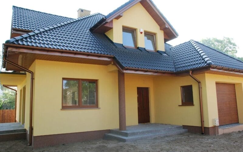 Găsește Soluții Eficiente pentru Reparații și Construcții pe anunturi-reparatii-acoperisuri.ro