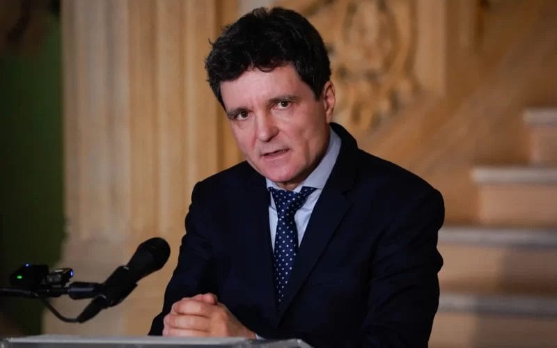 Ce rămâne din democrație când nu mai există opoziție reală?