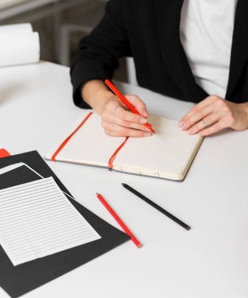 Se pot face traduceri legalizate pentru acte vechi sau deteriorate în Cluj?