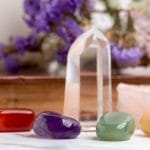 Ce cristale sunt recomandate pentru echilibrarea chakrei celui de-al treilea ochi?