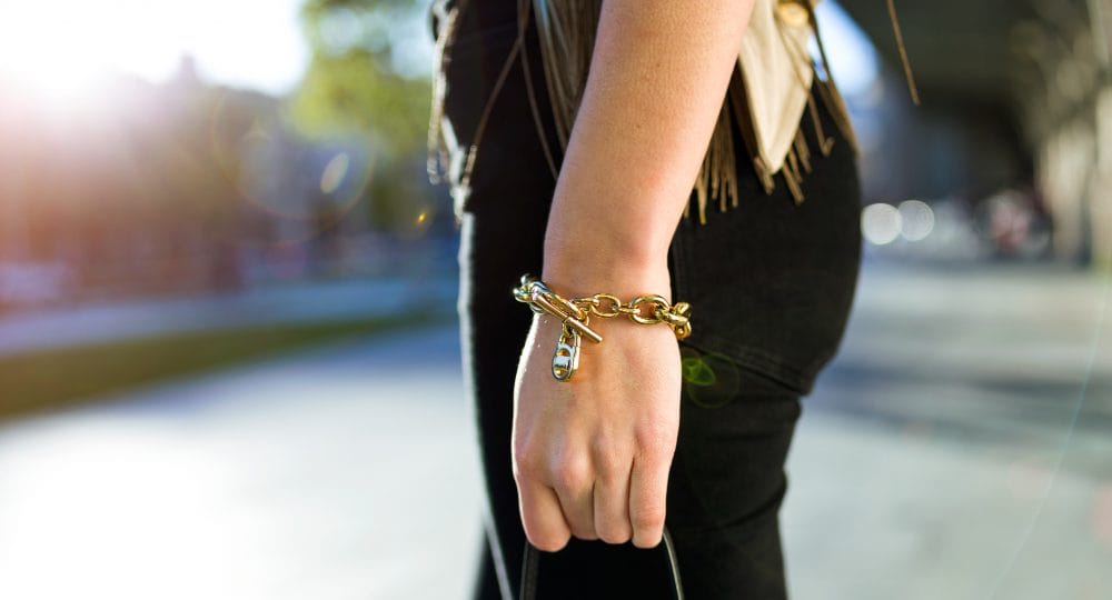 Cum alegi o brățară din aur care nu se deteriorează ușor?