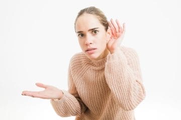 Dispozitive inteligente pentru persoanele cu pierdere de auz: ghid complet