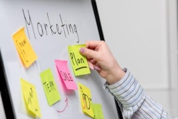 Cum ajungi pe prima pagină în Google fără bugete uriașe