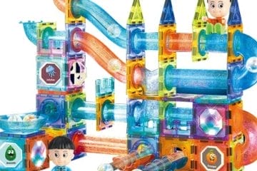 Învățare prin joacă. De ce sunt educative seturile de construcții magnetice?